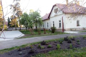 RKC Tekovske Luzany   Revitalizacia Dvora Kostola